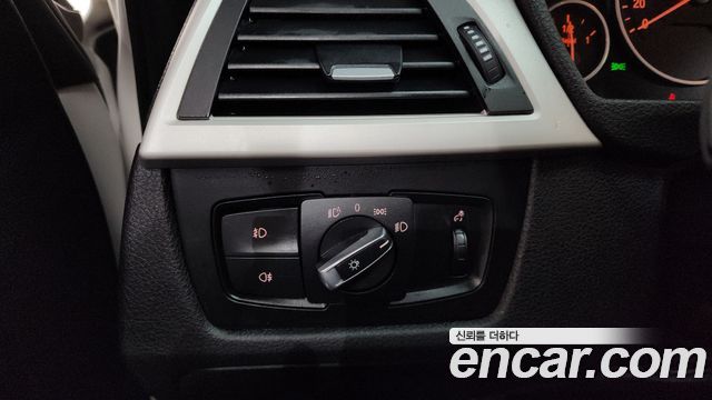 BMW 3-Series 2014 — photo 14