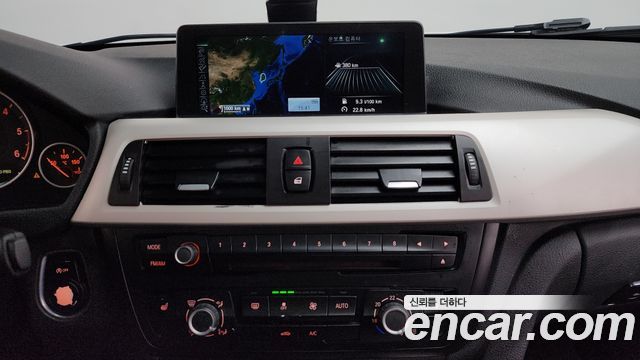 BMW 3-Series 2014 — photo 16
