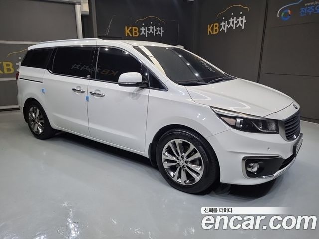 Kia Canival 2016 — photo 3