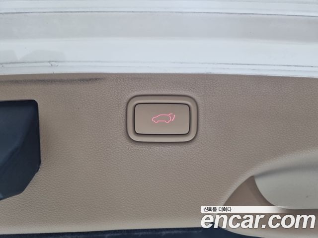 Kia Canival 2016 — photo 17