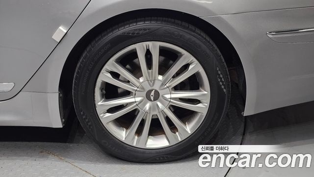 Hyundai Genesis 2012 — photo 5