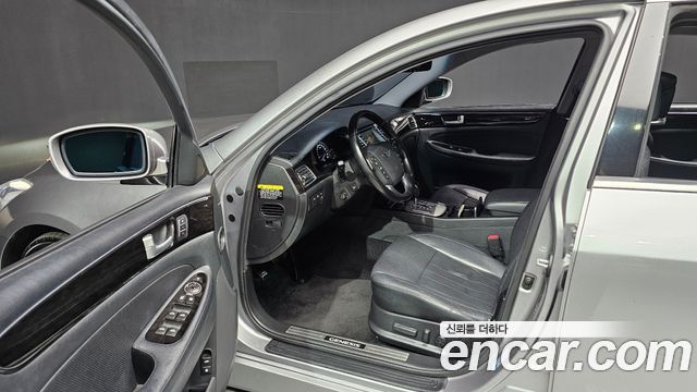 Hyundai Genesis 2012 — photo 10