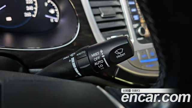Hyundai Genesis 2012 — photo 14