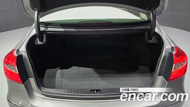 Hyundai Genesis 2012 — photo 20