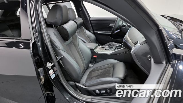 BMW 3-Series 2021 — photo 12