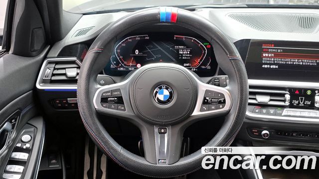 BMW 3-Series 2021 — photo 13