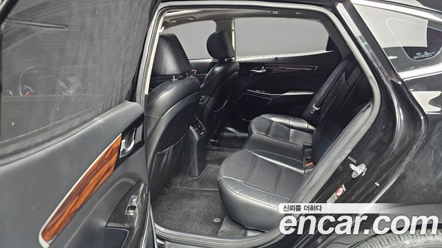 Kia K7 2016 — photo 12