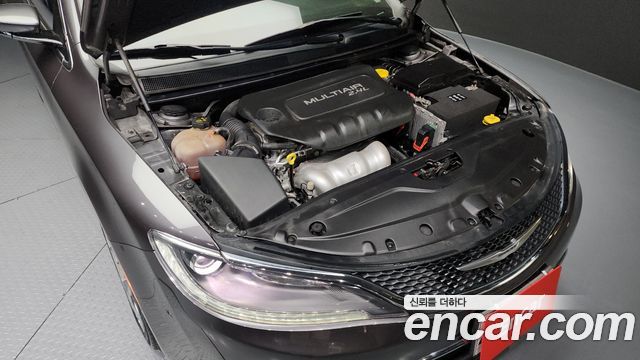 Chrysler 200 2015 — photo 6