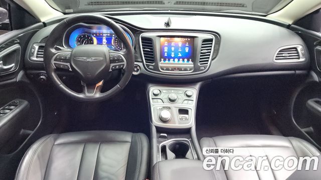 Chrysler 200 2015 — photo 7