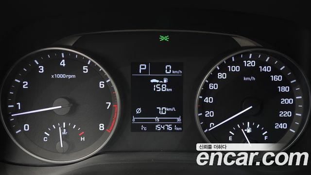 Hyundai AVANTE 2017 — photo 8
