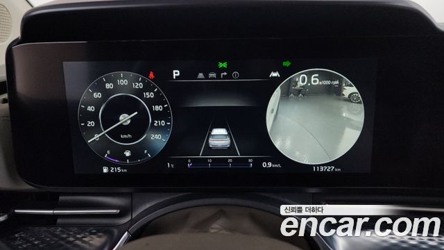 Kia Canival 2021 — photo 8
