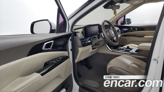 Kia Canival 2021 — photo 10