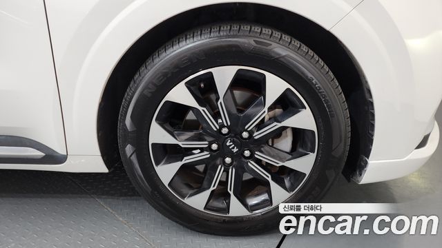 Kia Canival 2021 — photo 5