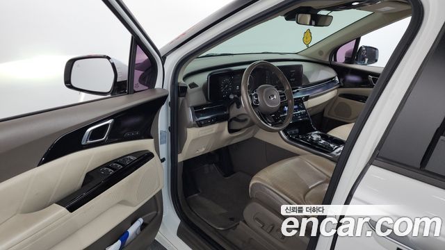 Kia Canival 2021 — photo 10
