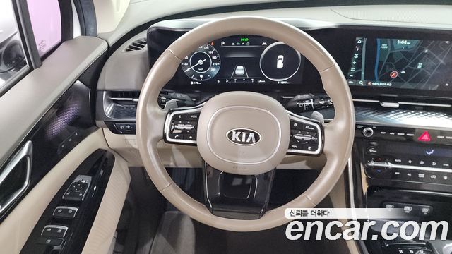 Kia Canival 2021 — photo 13