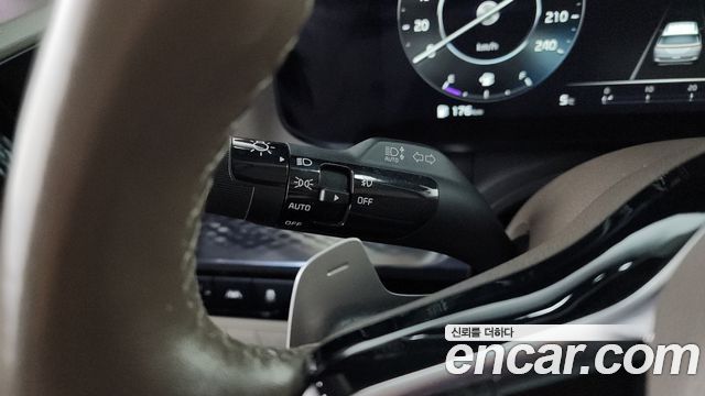 Kia Canival 2021 — photo 14