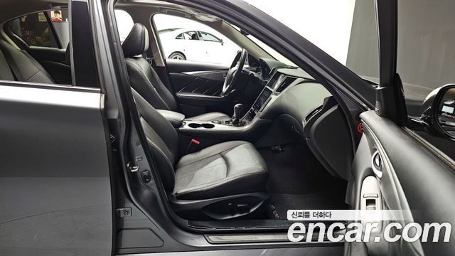 Infiniti Q50 2016 — photo 11
