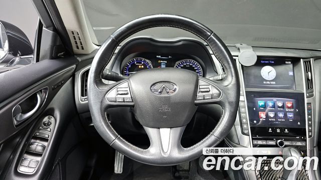 Infiniti Q50 2016 — photo 13