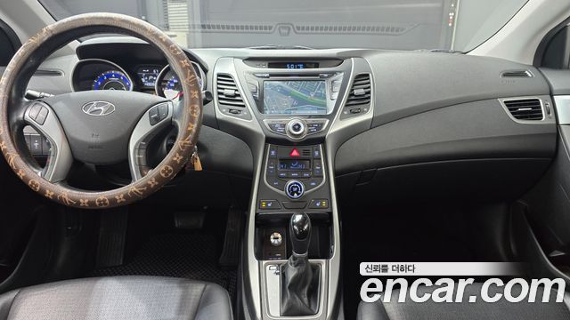 Hyundai AVANTE 2016 — photo 20