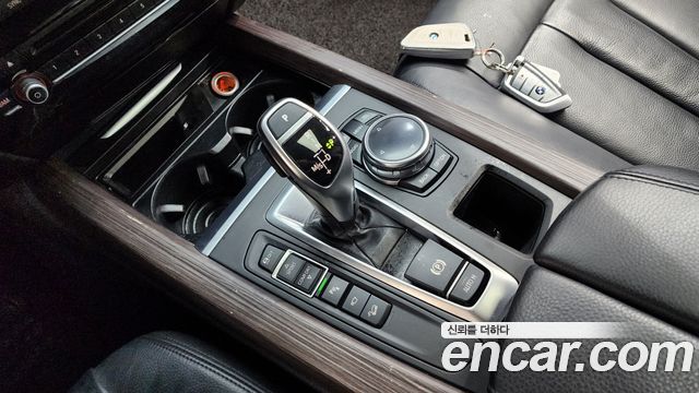 BMW X5 2015 — photo 9