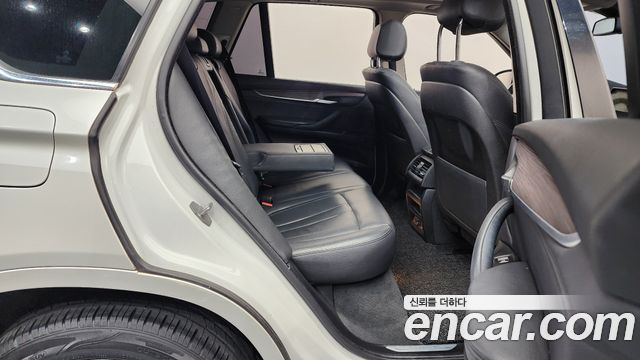 BMW X5 2015 — photo 12
