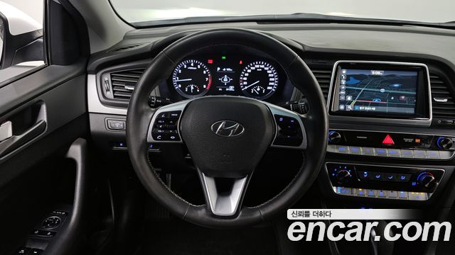 Hyundai Sonata 2019 — photo 13