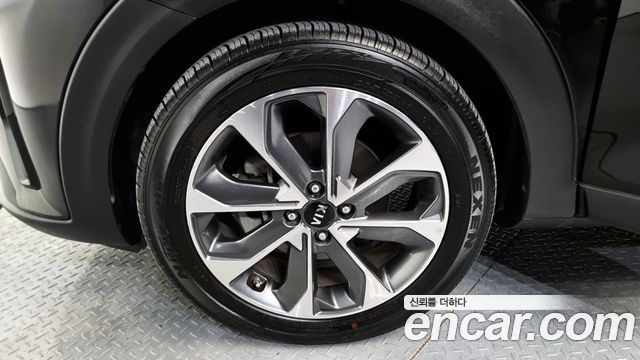 Kia Stonic 2018 — photo 5