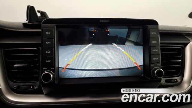 Kia Stonic 2018 — photo 16