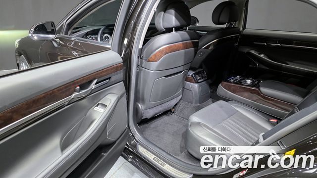 Genesis EQ900 2018 — photo 11