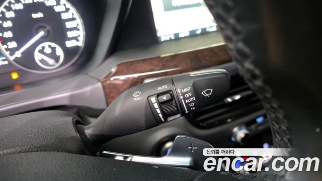 Genesis EQ900 2018 — photo 16