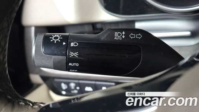 Kia Canival 2022 — photo 17