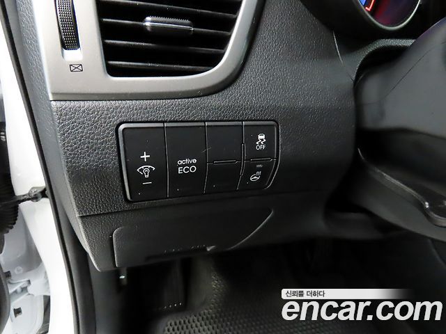 Hyundai i30 2014 — photo 15