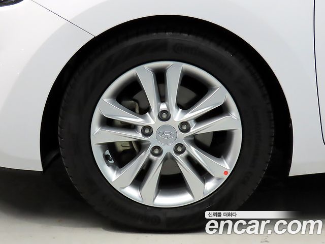 Hyundai i30 2014 — photo 19