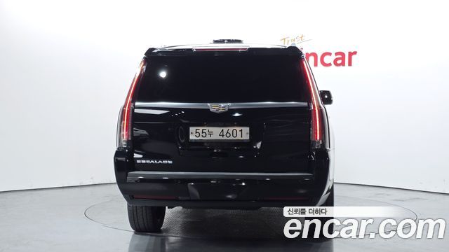 Cadillac Escalade 2017 — photo 4
