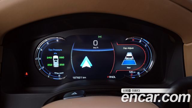 Cadillac Escalade 2017 — photo 8