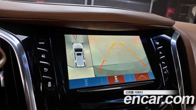 Cadillac Escalade 2017 — photo 15
