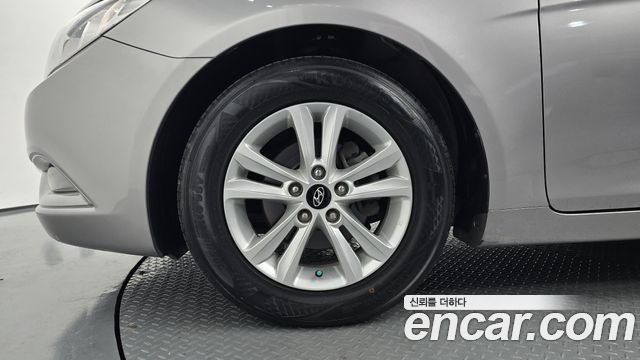 Hyundai Sonata 2010 — photo 5