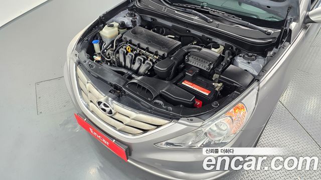 Hyundai Sonata 2010 — photo 6