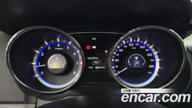 Hyundai Sonata 2010 — photo 8