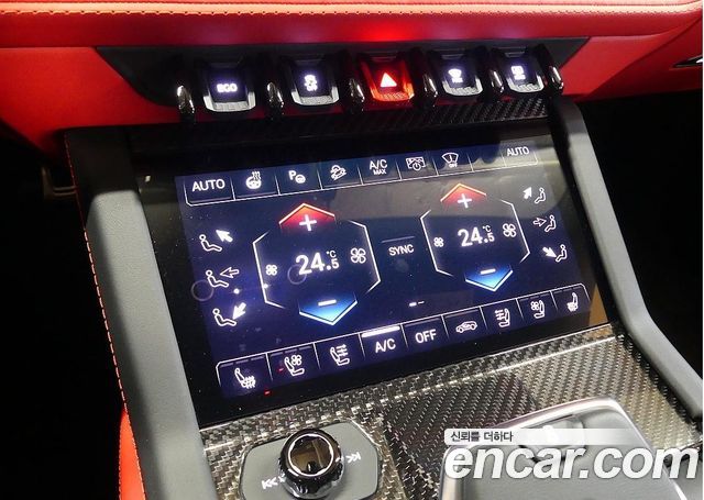 Lamborghini Urus 2025 — photo 17