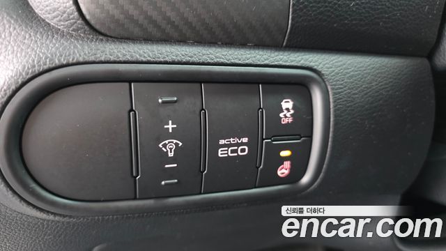 Kia K3 2013 — photo 13