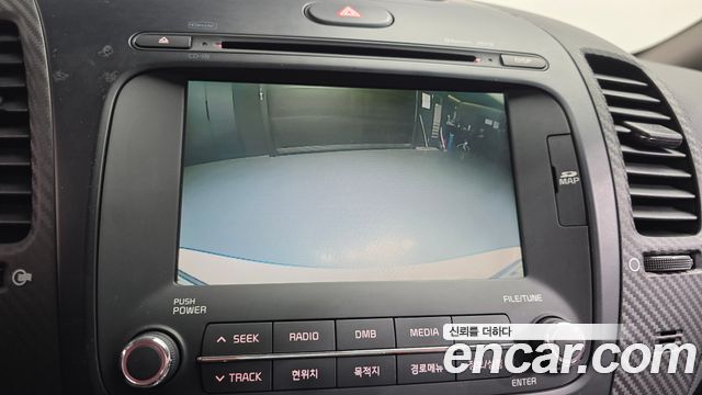 Kia K3 2013 — photo 16