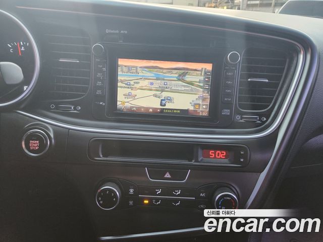 Kia K5 2015 — photo 11