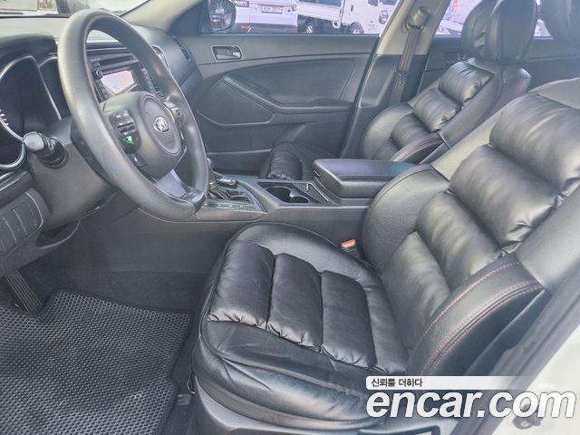 Kia K5 2015 — photo 17