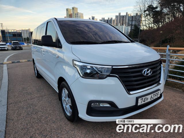Hyundai Starex 2018 — photo 3