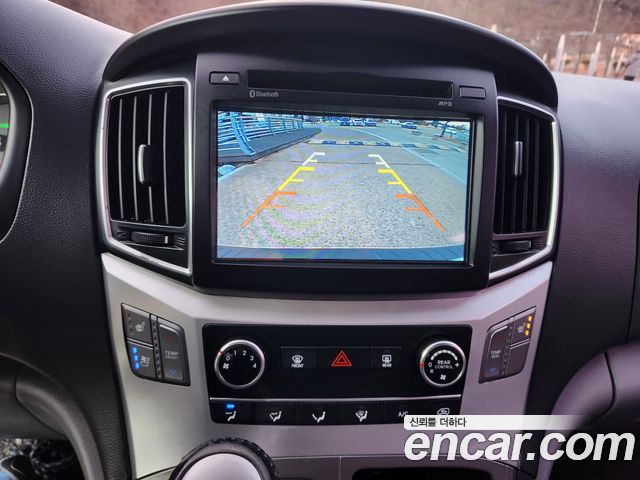 Hyundai Starex 2018 — photo 15