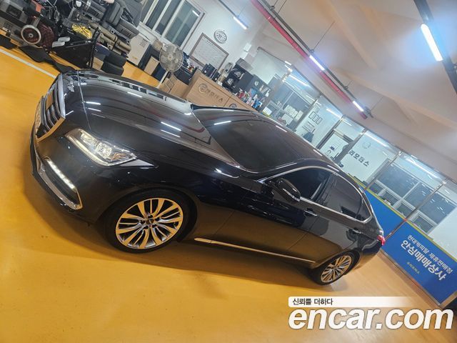 Genesis G80 2018 — photo 18