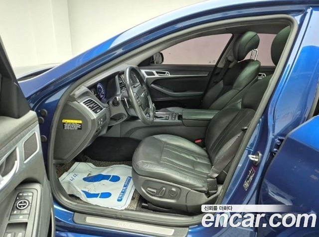 Hyundai Genesis 2016 — photo 11