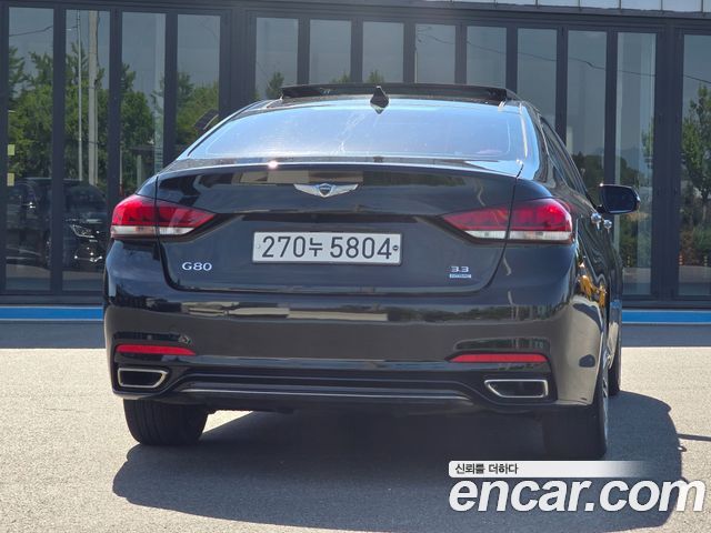 Genesis G80 2018 — photo 2