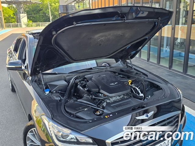 Genesis G80 2018 — photo 20